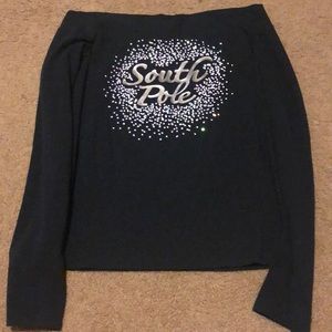 Off the shoulder long sleeve.